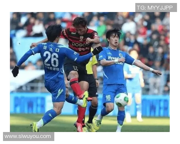 山口雷诺与大分三神激战天皇杯赛场展现足球魅力与激情对决